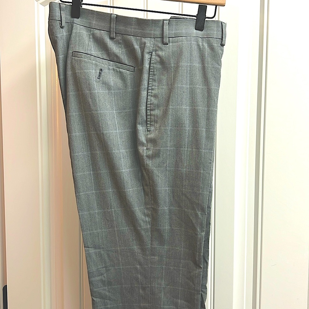 Men’s lightweight performance dress trousers